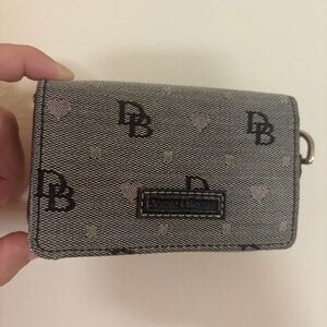 Cute Vintage Dooney & Bourke Wallet 💗